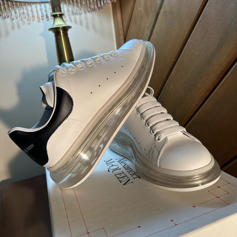 Alexander McQueen size 39=6 Men Brand New asking $450 original price $790.